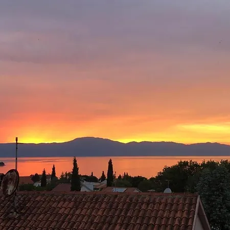 Bella مالينسكا