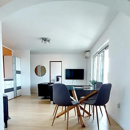 Bella 2 Apartment *