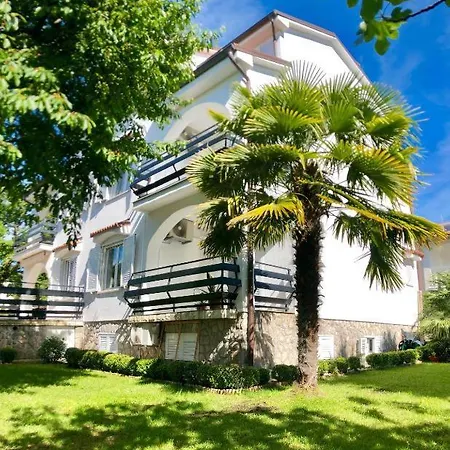 Bella 2 Apartmán Malinska